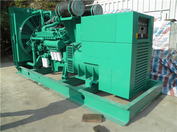 崇义发电车出租-柴油发电机组在使用的过程中应该做好哪些防护工作
