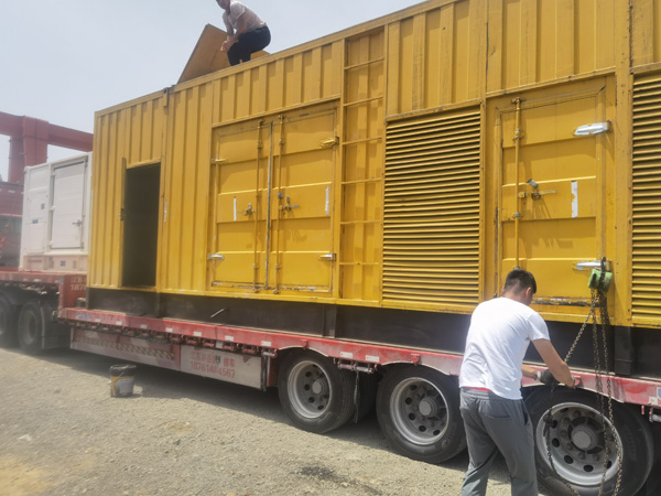 崇义发电机出租100KW发电机需要什么规格的电缆线？